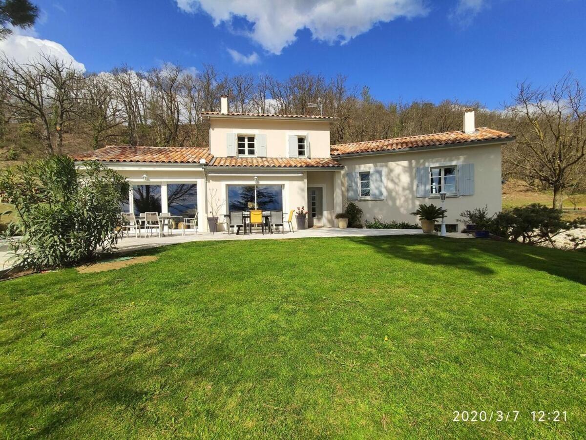 La Villa Moursoise 4 Etoiles Luaran gambar