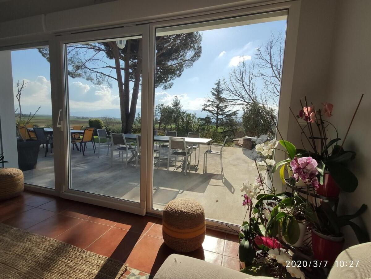 La Villa Moursoise 4 Etoiles Luaran gambar