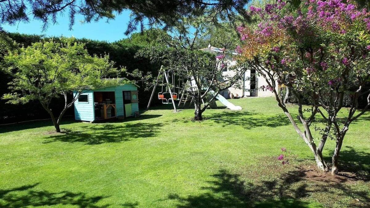 La Villa Moursoise 4 Etoiles Luaran gambar